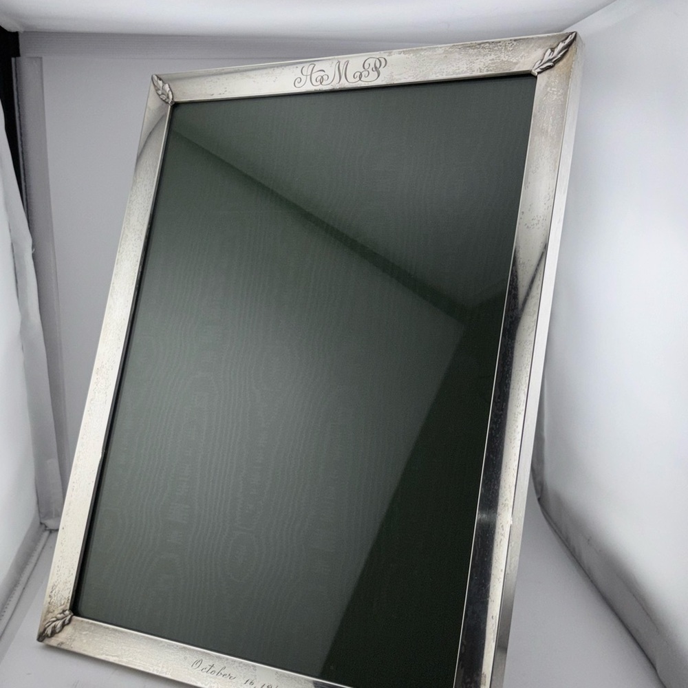 HUGE VINTAGE 11"X 14” STERLING SILVER PICTURE FRAME VELVET BACKING​​​​ 323 g​ - Picture 2 of 12